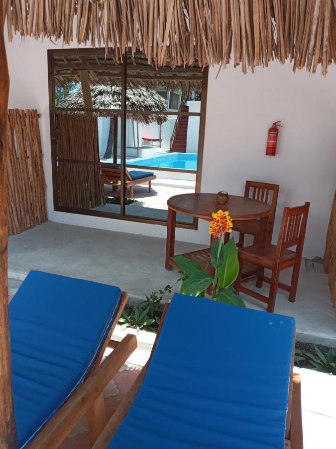 Amani Hotel Паже Екстериор снимка
