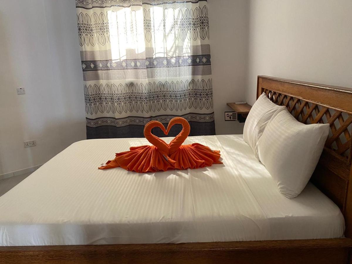 Amani Hotel Паже Екстериор снимка
