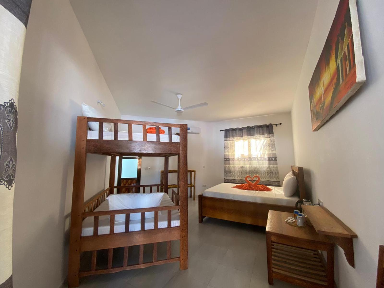 Amani Hotel Паже Екстериор снимка